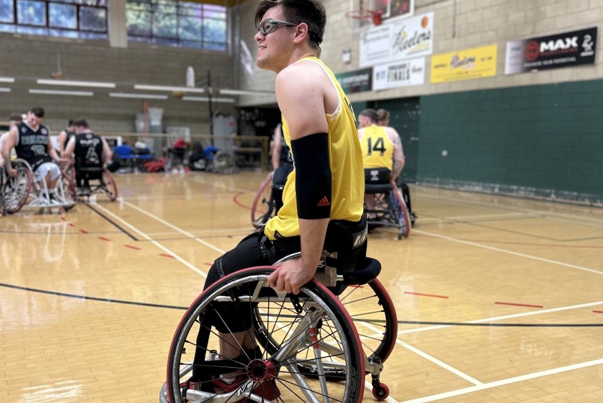 Team GB athlete leads college wheelchair basketball session