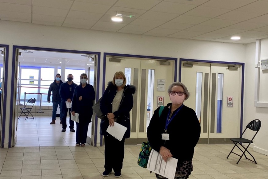 Venue Cymru opens to care home staff for COVID jabs