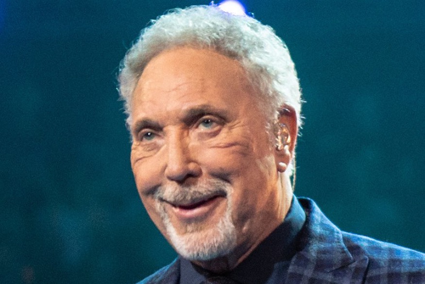 Tickets go on sale for Sir Tom Jones live in Rhyl in September