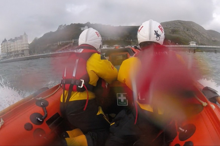 Lifeboat scrambled to struggling swimmer under Llandudno Pier