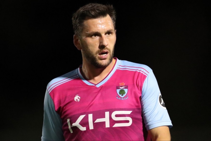 Colwyn Bay cruise into JD Welsh Cup last eight